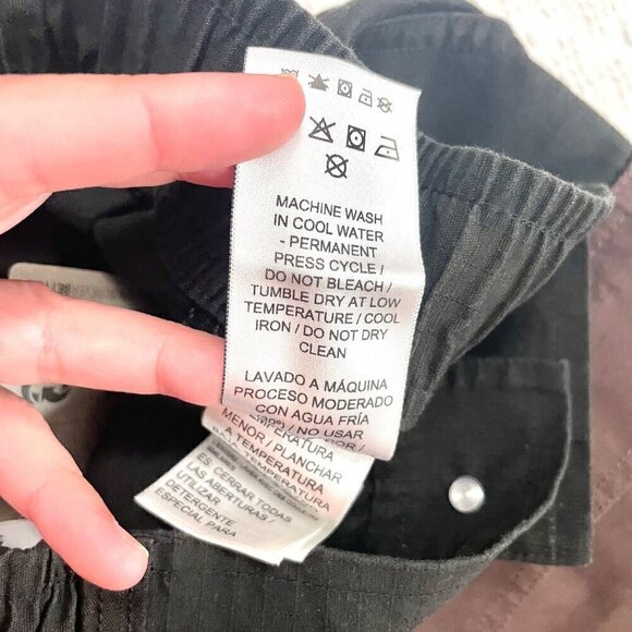 NWT Puma x Perks and Mini P.A.M Zip-Off Cargo Pants Puma Black Size M Unisex - Picture 6 of 8